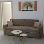Deluxe Hotel