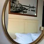 Captain Vasilis Hotel