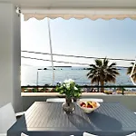 Elia Beach Deluxe Apartment
