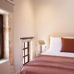 Qualia Slowlife Suites
