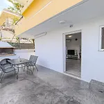 Comfy Flat With Large Terrace, Fiber Internet And Private Parking