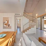 Hippocampo Waterfront Villa