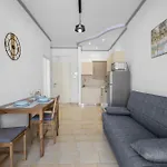 Seafront Apartment In Chania 7