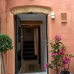 Anna\'S House