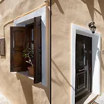 Amyrsa\'S House Of Character