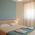 Alkyonida Apartments