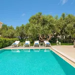 Villa Breeze