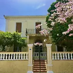 Cornillia\'S Home