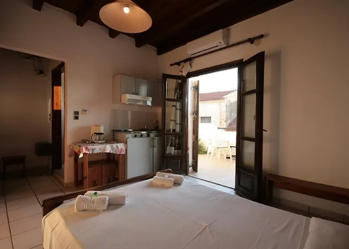 Chania Rooms