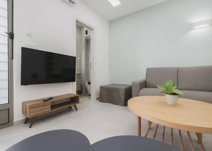 Peris 3 - Central Apt Near Old Town - Ac, Wifi