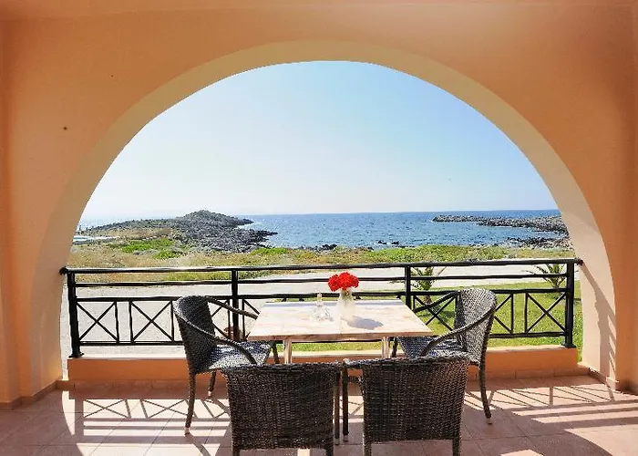 Nanakis Beach Apartments