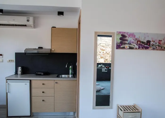 Kastren Rooms