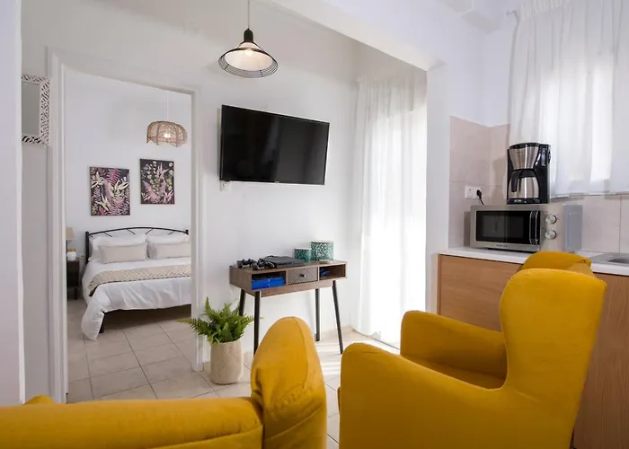 Center Manolia Dream 1 Bedroom Apartment 100M Away From The Beach