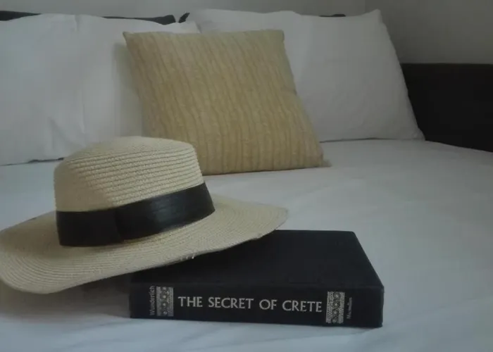 New Sea Escape Boutique Apt-Agii Aposto Li Beach
