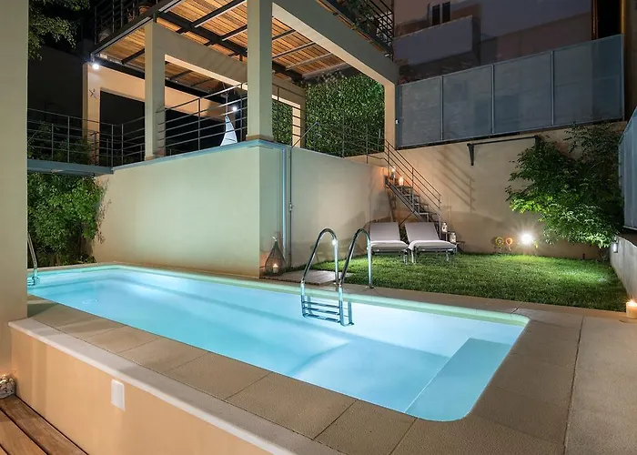 Luxury Pool House In Chania