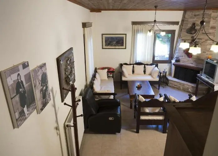 Elia Therissos Maisonettes