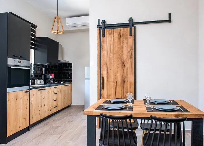 Elegant Apartment