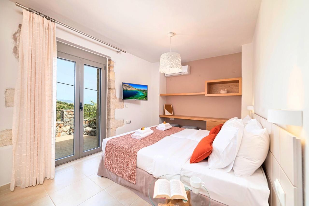Villa Acrothea Heated Pool *