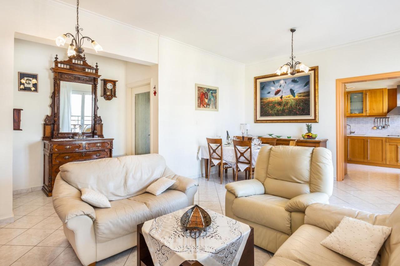 Luxurious With Sea View! Apartamento Chrissi Akti Chania