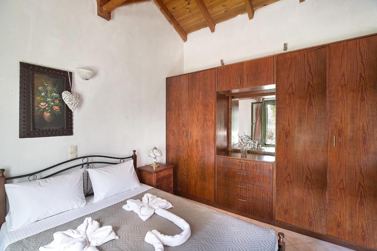 Authentic In A Heaven Of Natural Beauty * Chania (Crete)