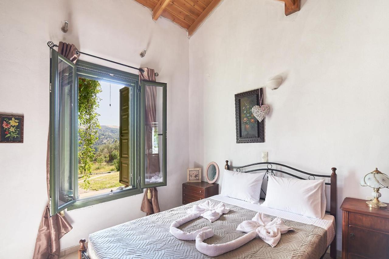 Authentic In A Heaven Of Natural Beauty Holiday home