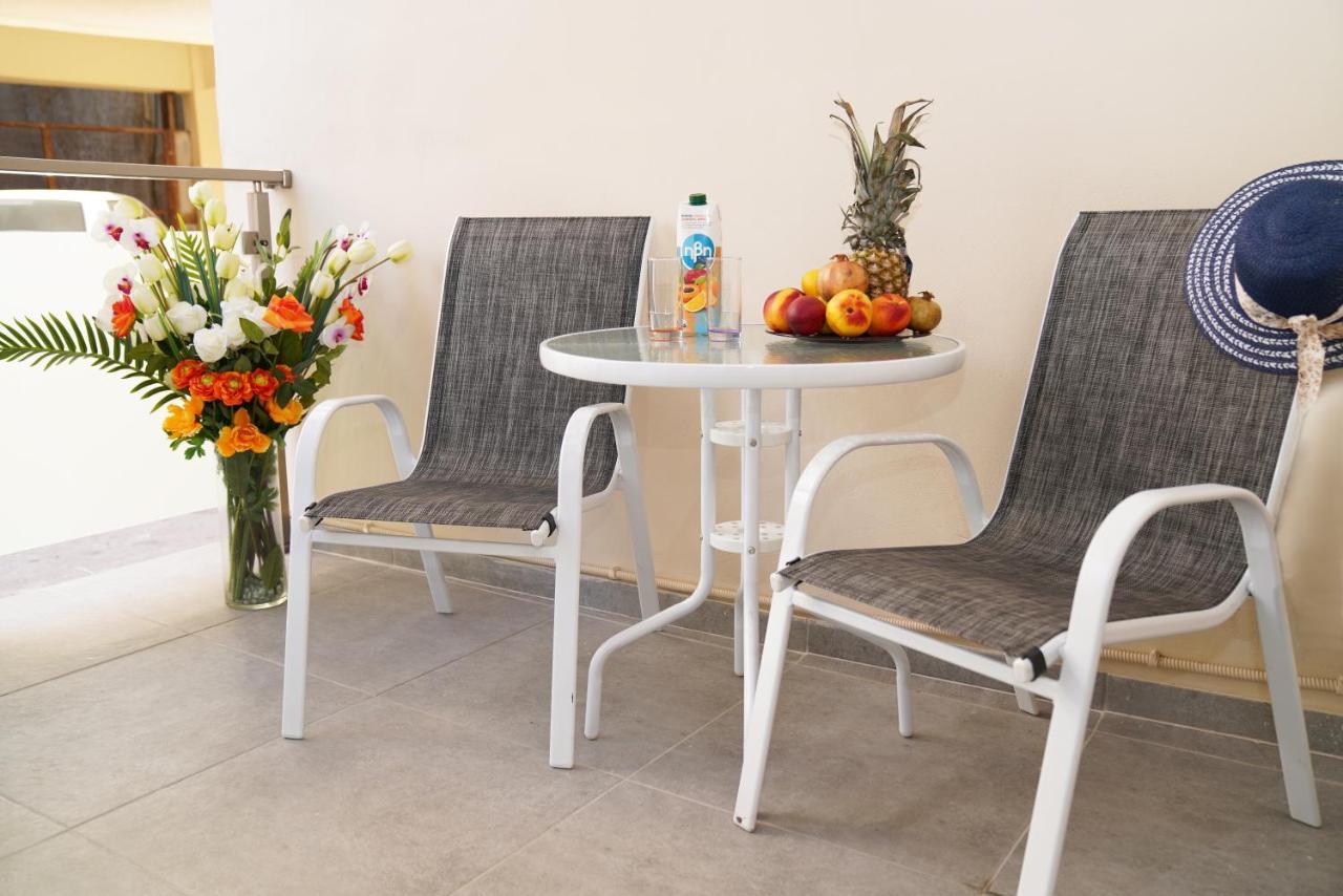 Apolafsi 1new With Kitchen * Chrissi Akti Chania