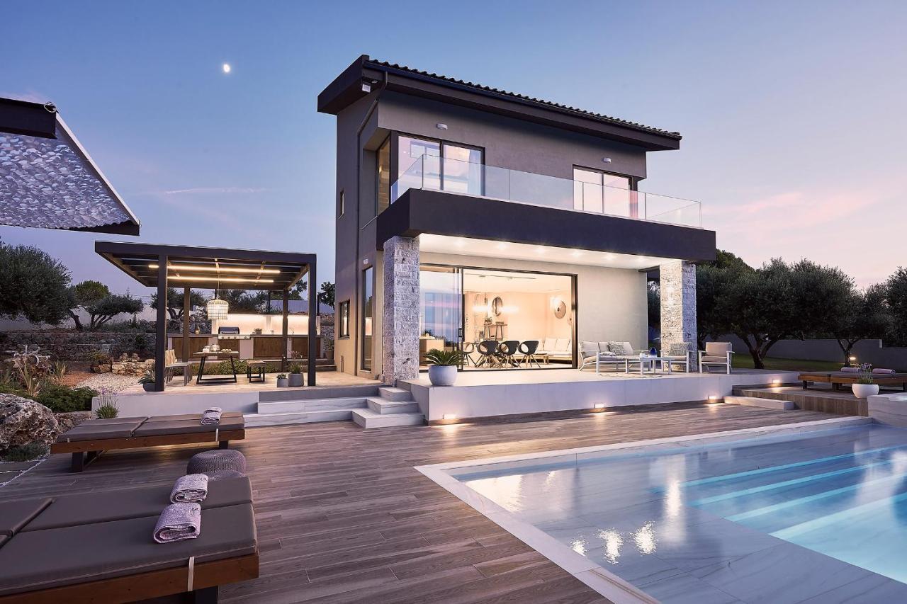 Villa Carpos *