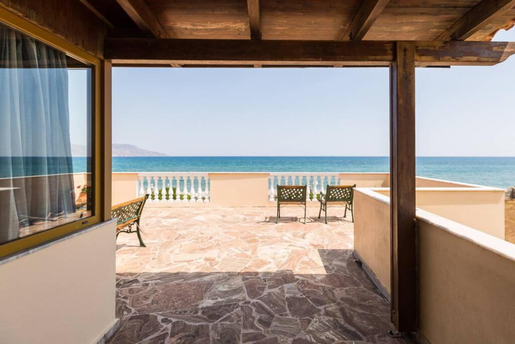 Effie Front With Pool Chania (Crete)