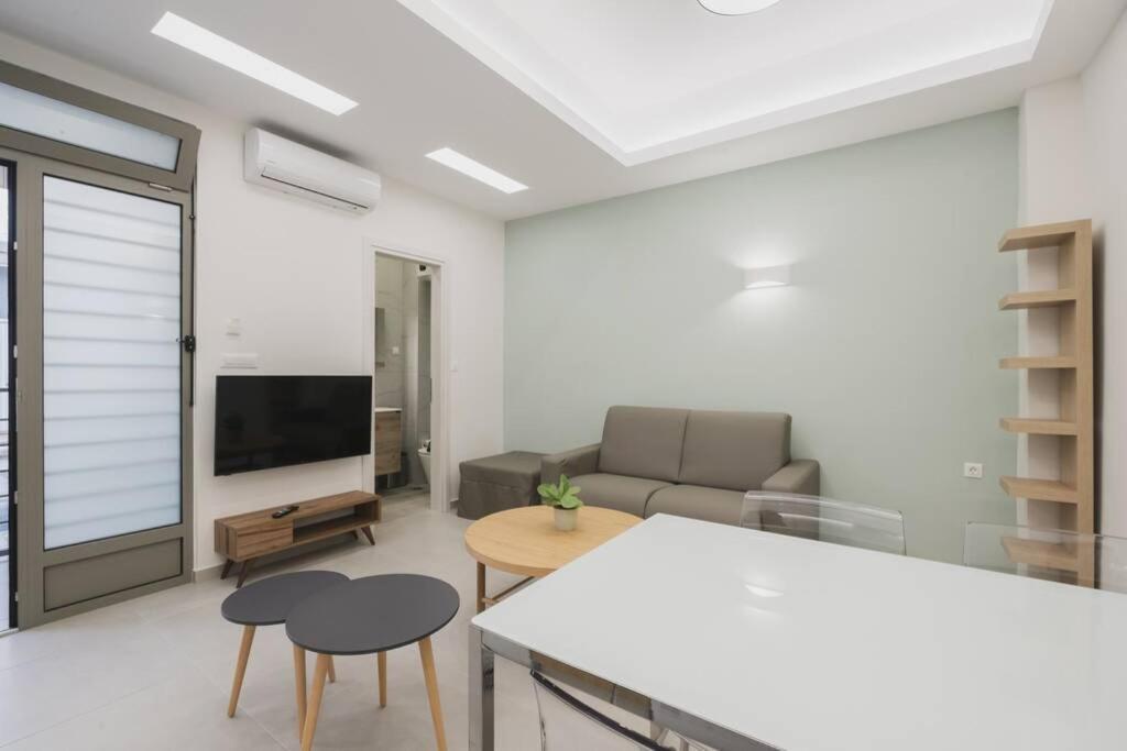 Peris 3 - Near Old Town - Ac, Wifi Apartment *