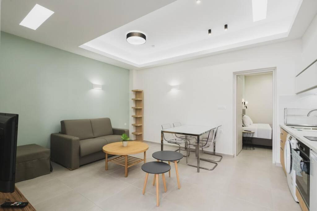 Peris 3 - Near Old Town - Ac, Wifi Apartment *
