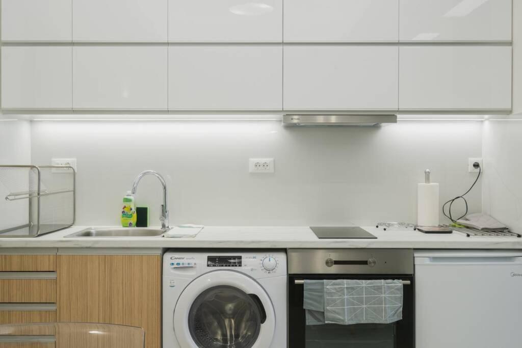 Peris 3 - Near Old Town - Ac, Wifi Apartment