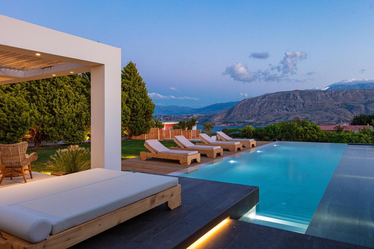 Artemisia Villa *