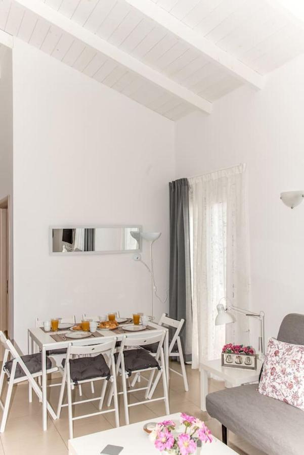 Nikis Apartment *
