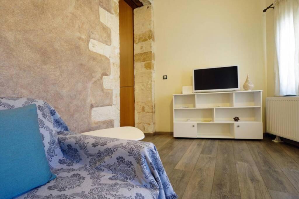 Character House In The Heart Of Chania Old Town * Chrissi Akti Chania