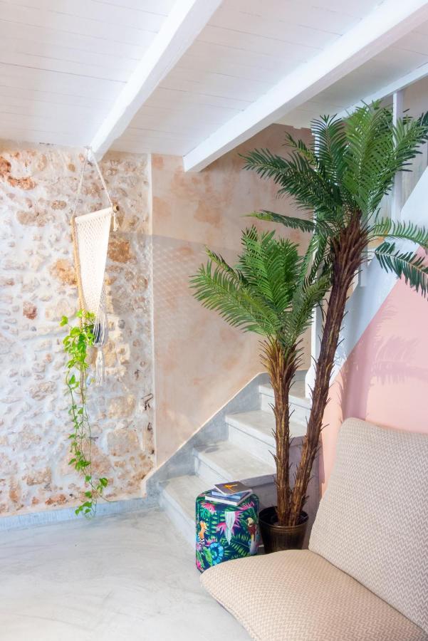 Izmir House *