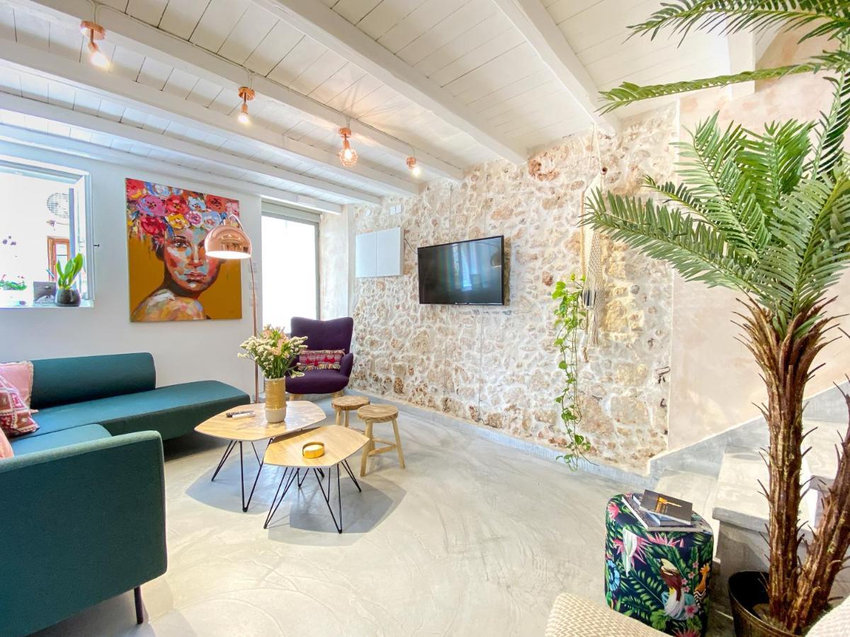 Izmir House