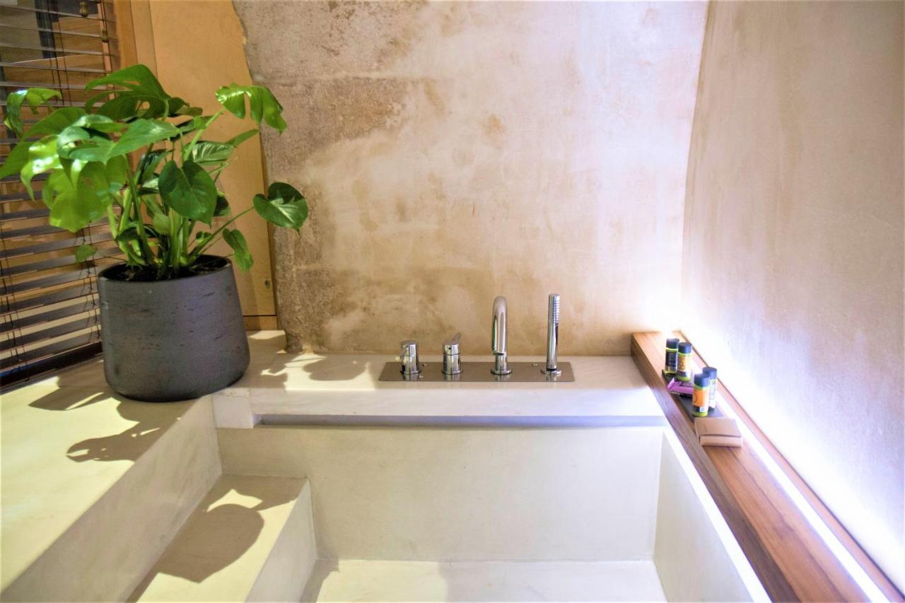 The Journey Design Chania * Chania (Crete)