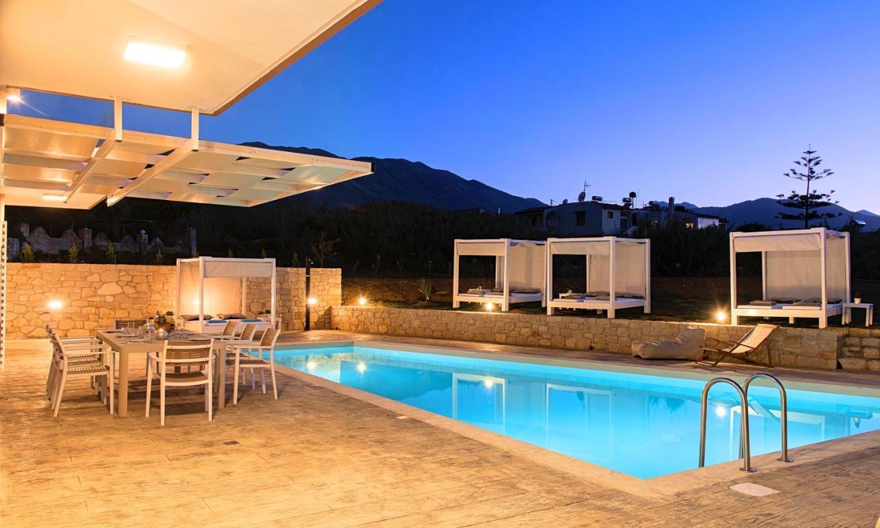 Villa Allas Heated Pool