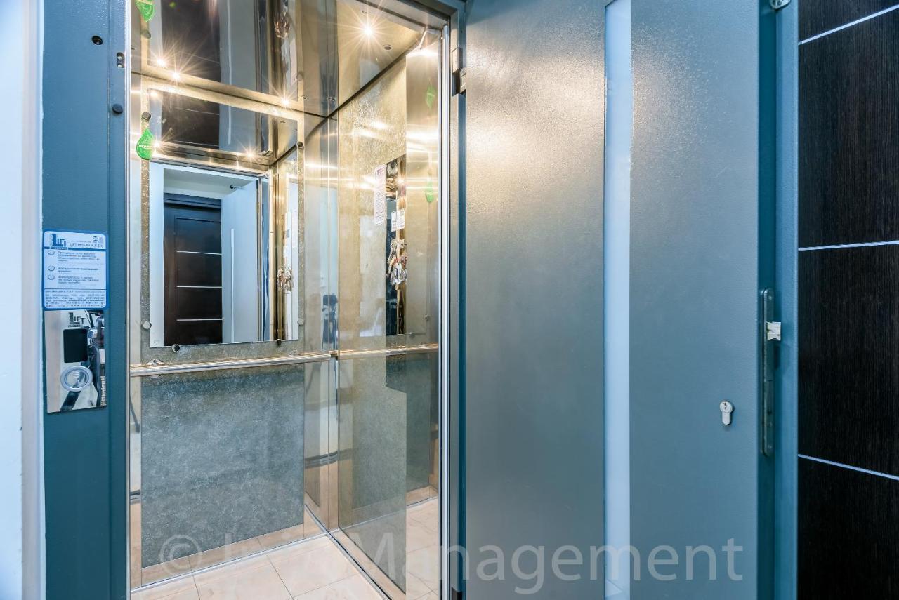 Elegant 2br Rooftop Pool & Walk To Old Town *