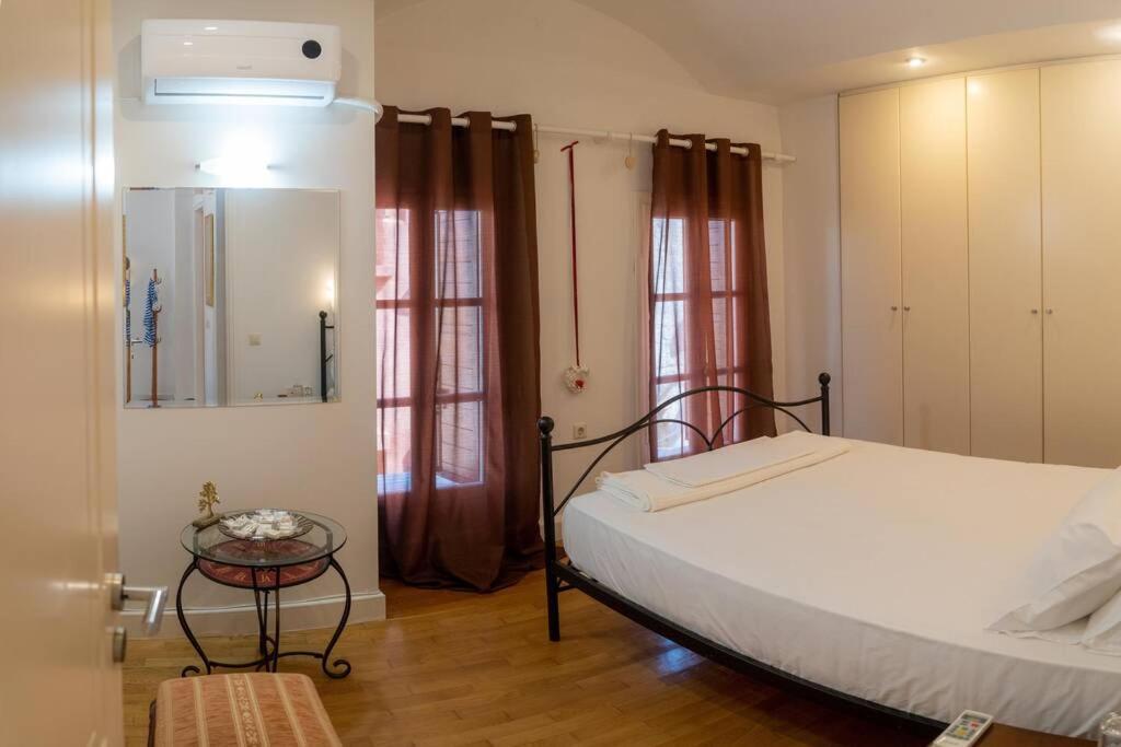 Apartment Kallisti Stone House *