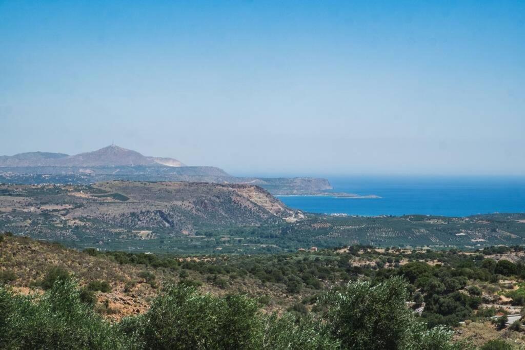 Kalogra - Architect With Breathtaking Views * Chania (Crete)
