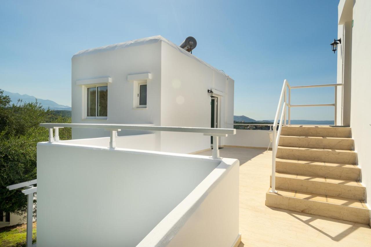 Aparthotel Eolos