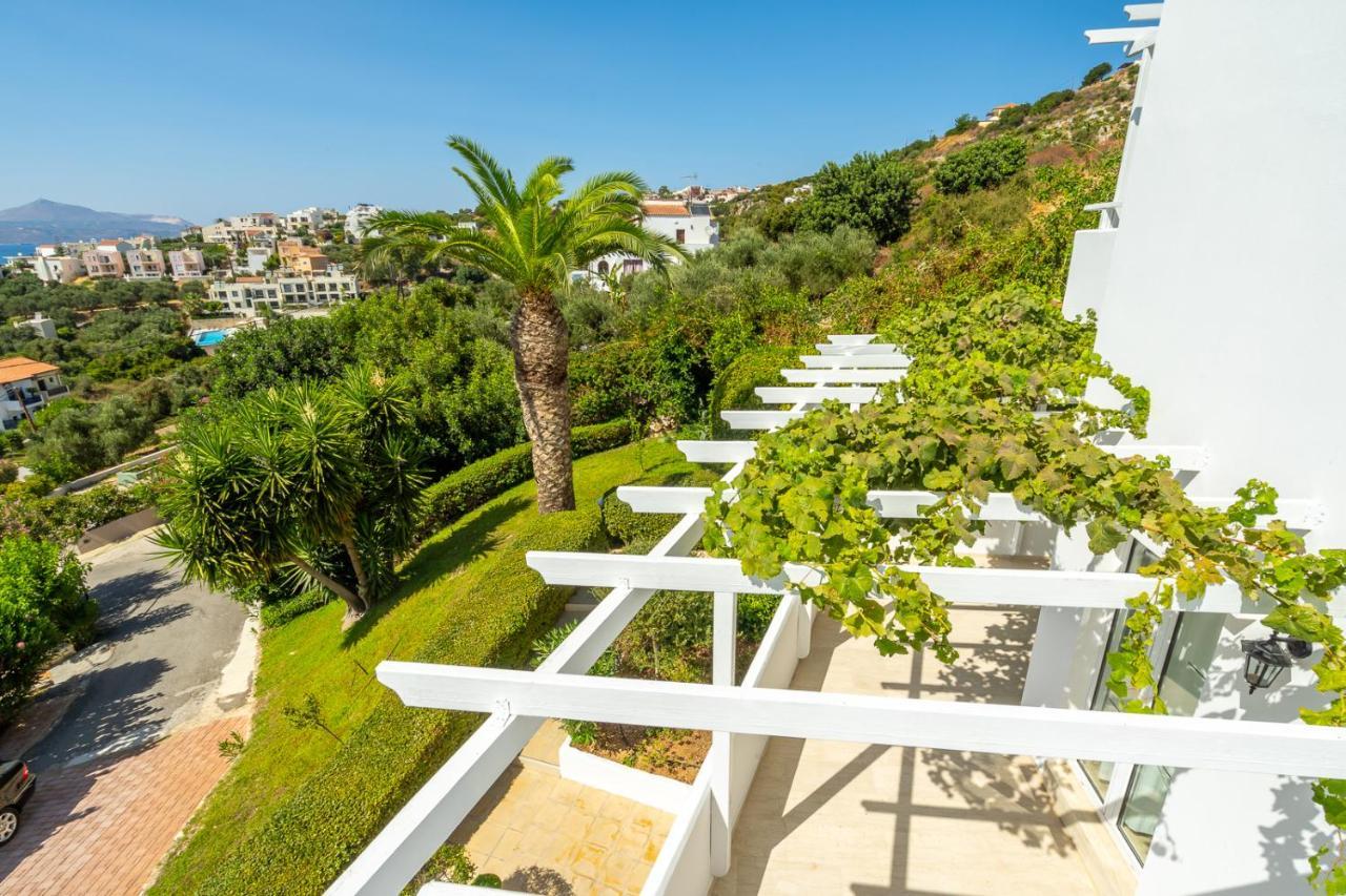 Eolos Aparthotel *