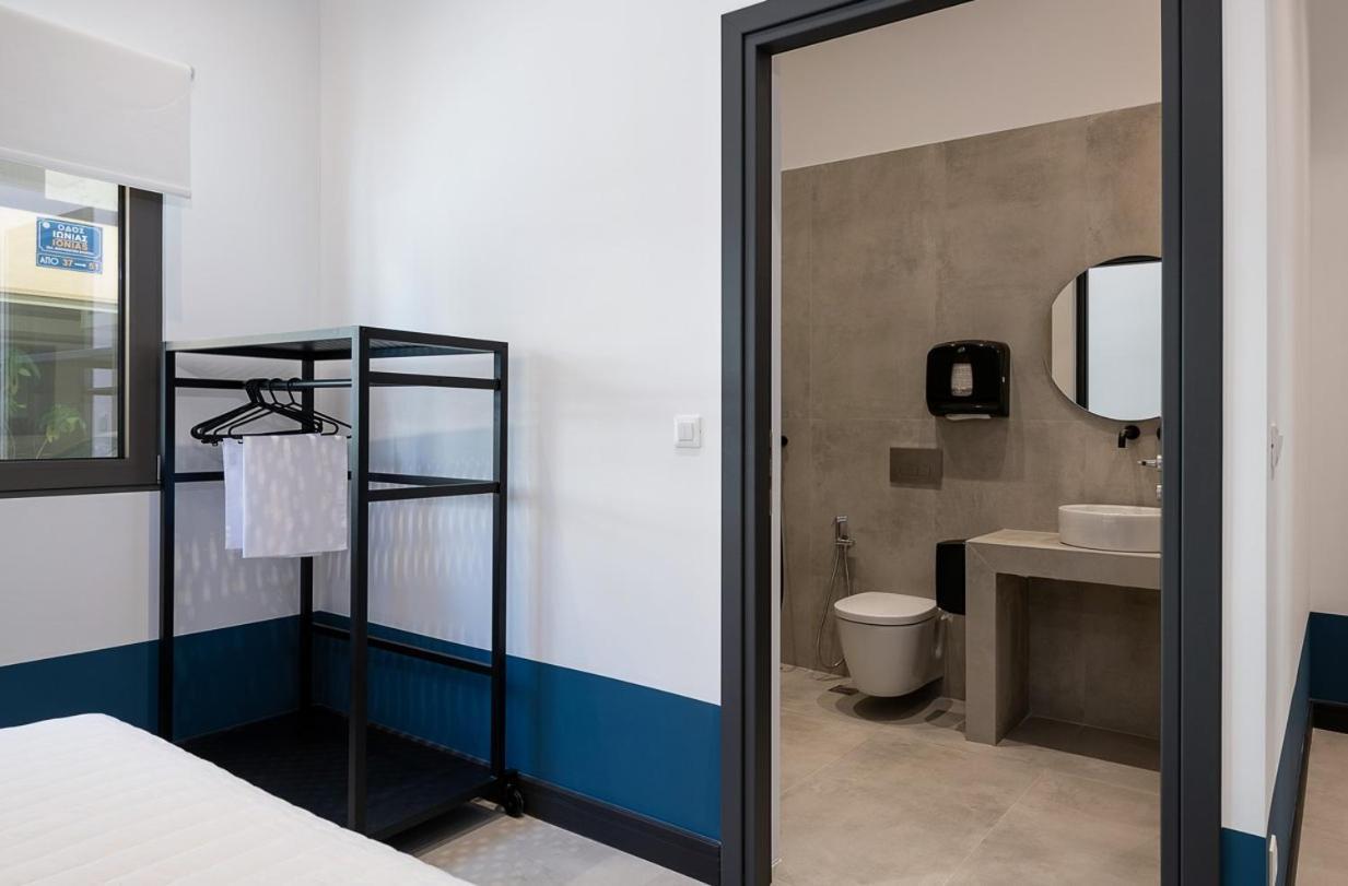 Cocoon Hostel *
