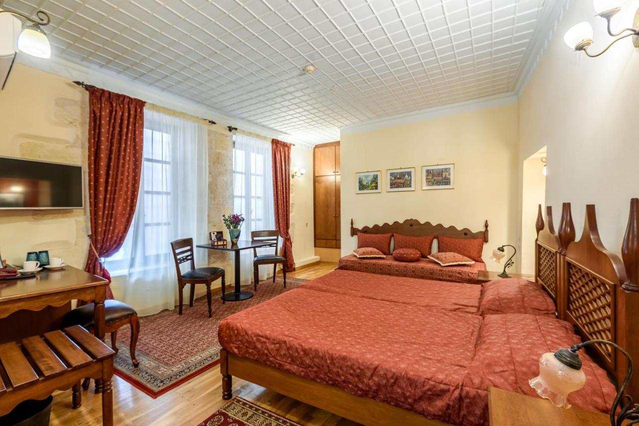 Belmondo Hotel 4*