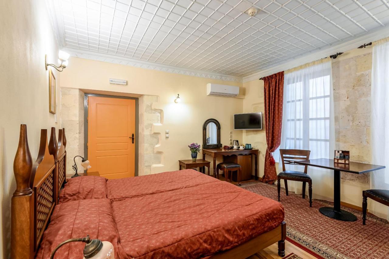 Belmondo 4*