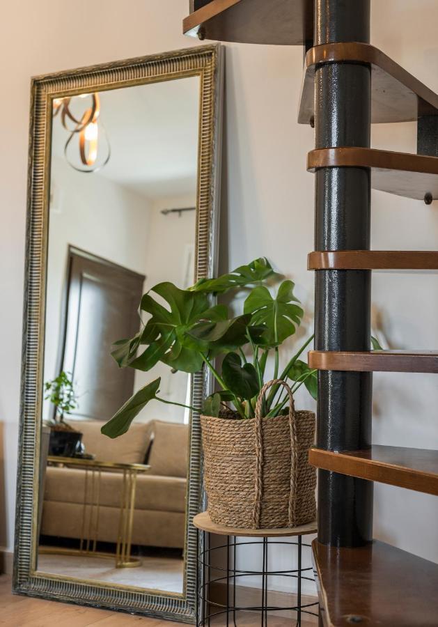 Ethyr Living Apartment