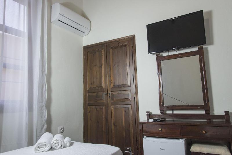 Captain Vasilis 4* Chania (Crete)