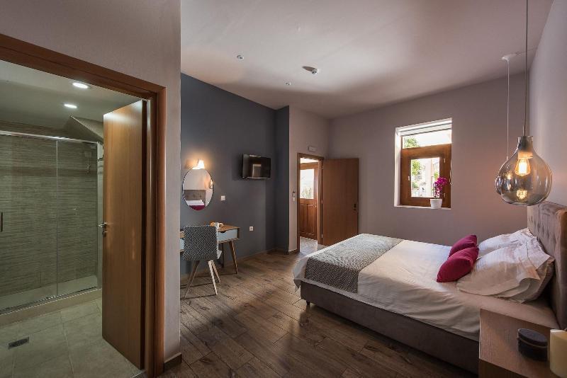 Aparthotel Bluebell Luxury Chania (Crete)