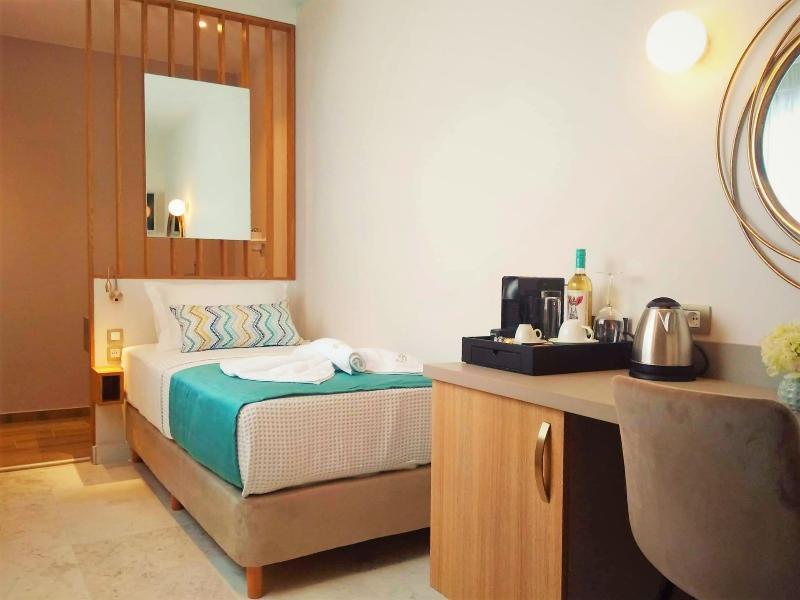 Plaza 1866 Superior Hotel 3*